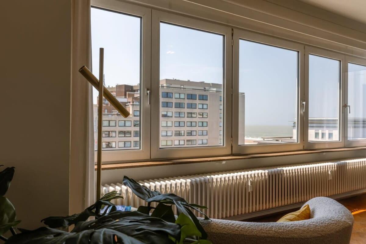 Appartement Cosy With Lateral Seaview In Oostende